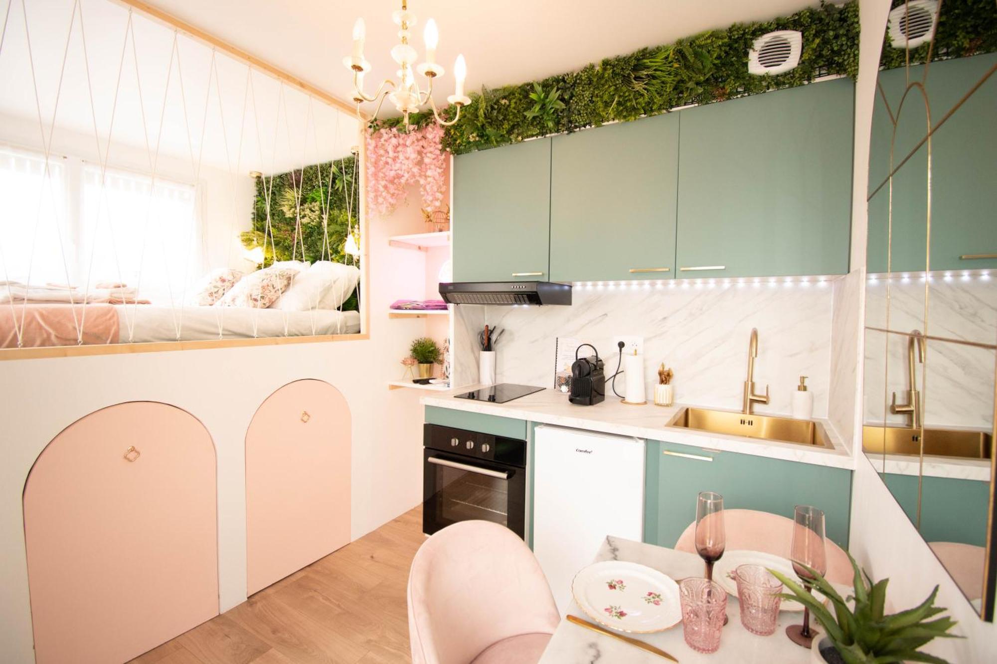 Studio Les 2 Fees - Jacuzzi - Deco Feerique Montfort-sur-Meu Екстериор снимка